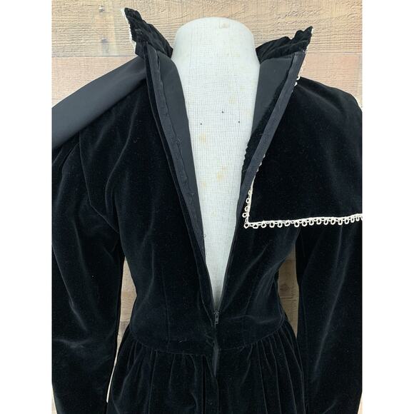 Vintage 1970’s Velvet Goth Prairie Victorian Dress Puff Shoulder Crochet Sz XS/S - Picture 12 of 15